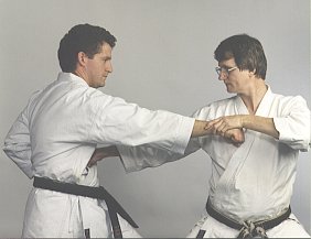 Shotokan karate kata application from Jion